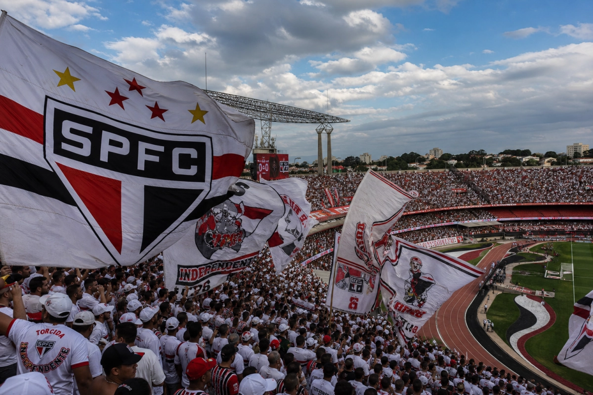 Torcida do São Paulo: história das organizadas, evolução dos cânticos e símbolos do Tricolor